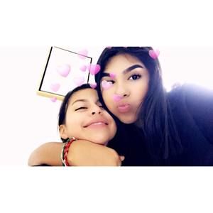 Meet your Posher, Monique